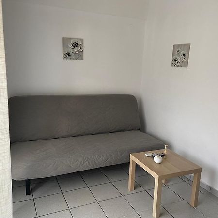 Mimi'S Apartments Полихроно Экстерьер фото